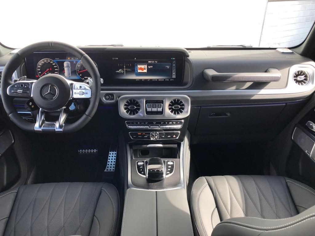 Mercedes - Benz G 63 AMG | šedá metalíza | předváděcí auto skladem | super cena | online nákup | online prodej | autoibuy.com